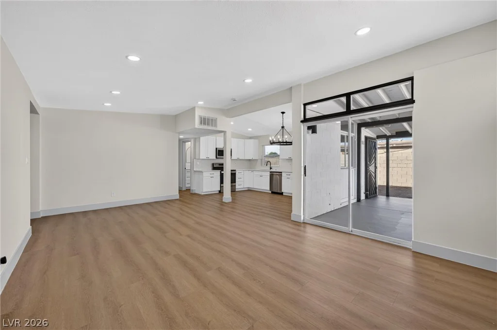 2806 Perliter, North Las Vegas, NV 89030