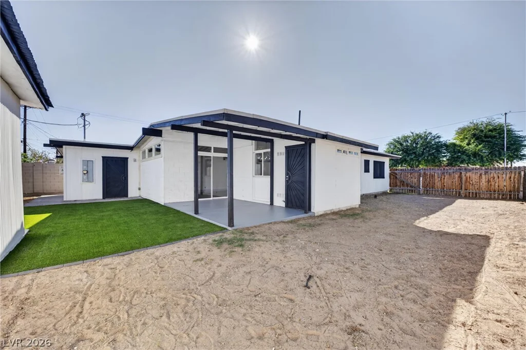 2806 Perliter, North Las Vegas, NV 89030