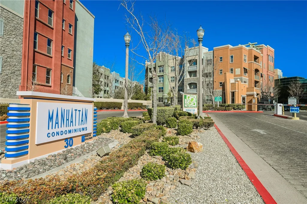44 Serene, Las Vegas, NV 89123