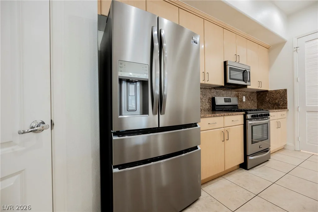 44 Serene, Las Vegas, NV 89123