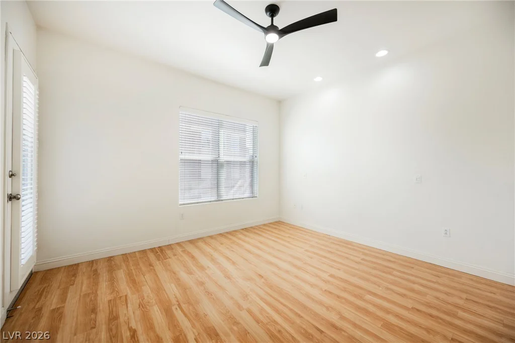 44 Serene, Las Vegas, NV 89123