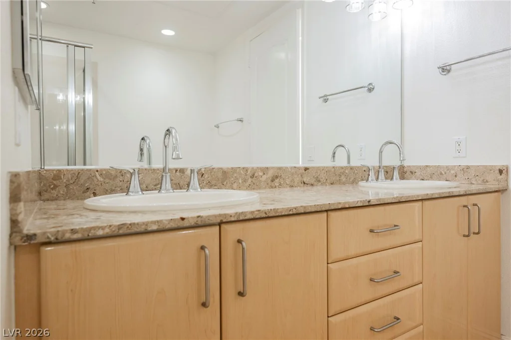 44 Serene, Las Vegas, NV 89123