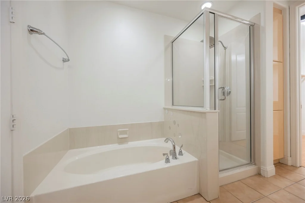 44 Serene, Las Vegas, NV 89123