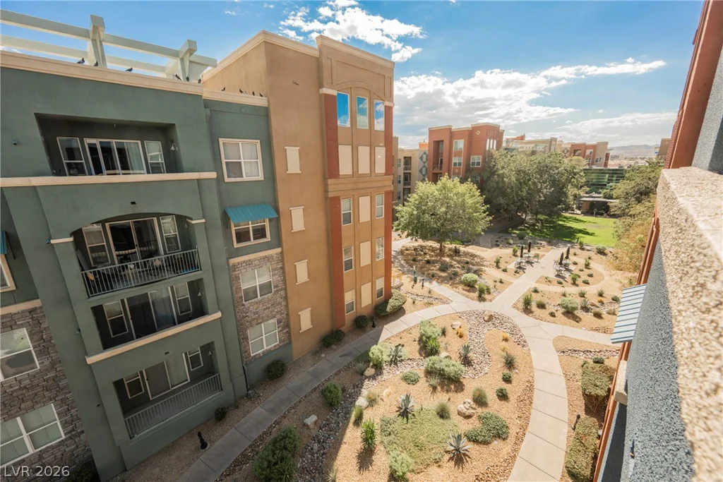 44 Serene, Las Vegas, NV 89123