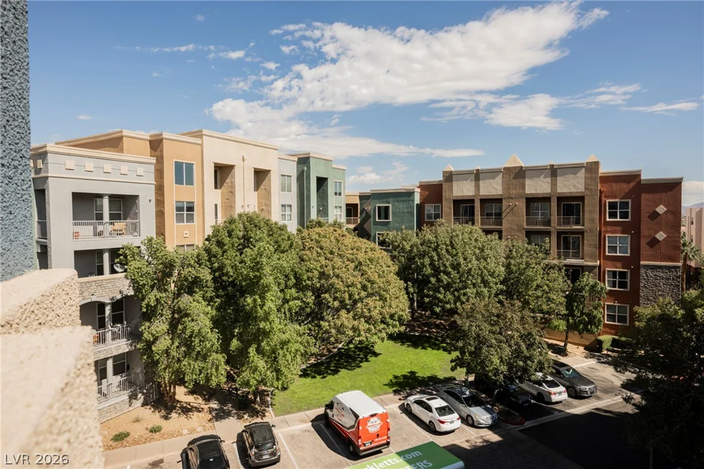 44 Serene, Las Vegas, NV 89123