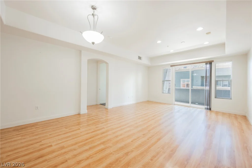 44 Serene, Las Vegas, NV 89123