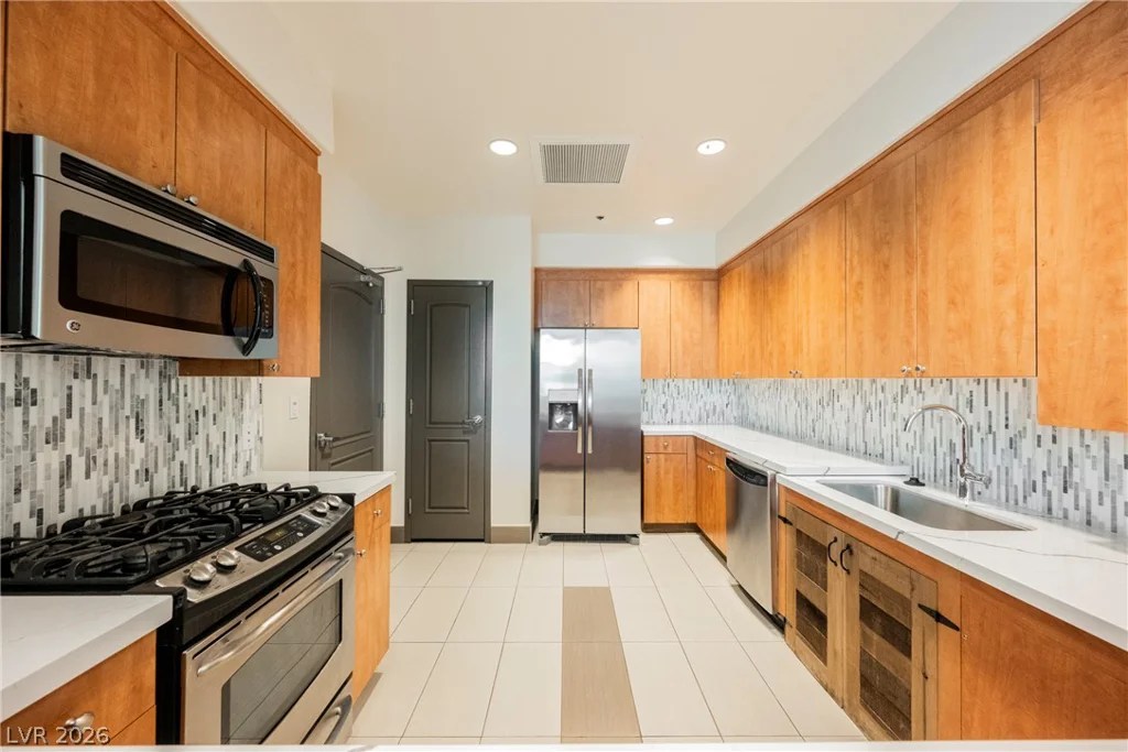 44 Serene, Las Vegas, NV 89123