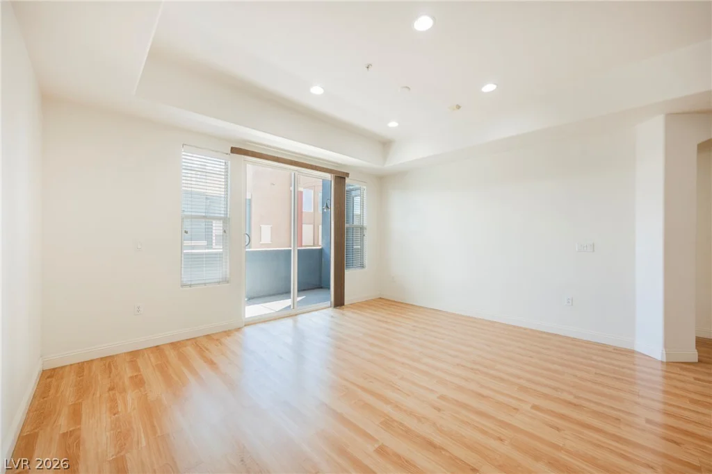 44 Serene, Las Vegas, NV 89123