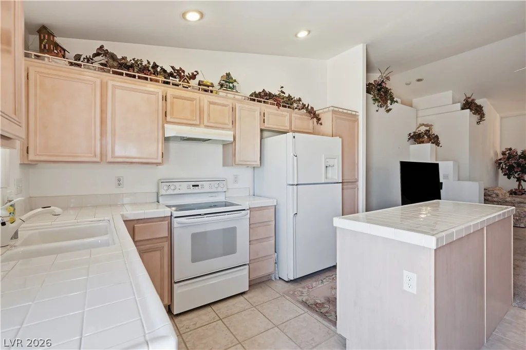3702 Lipan Point, Las Vegas, NV 89147