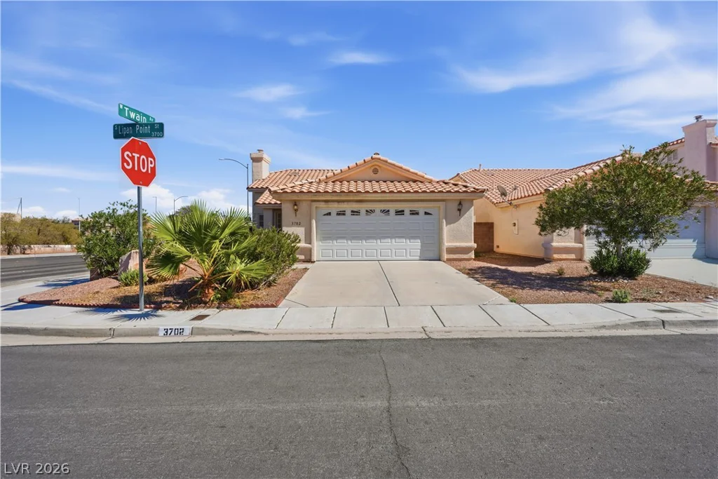 3702 Lipan Point, Las Vegas, NV 89147