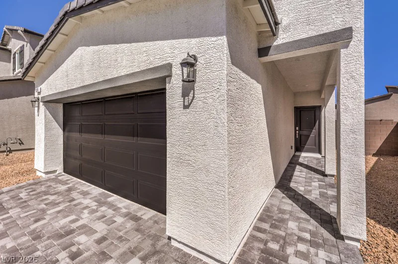 901 Alethea River, North Las Vegas, NV 89084