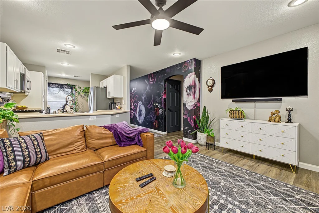 6221 Chert, Las Vegas, NV 89139