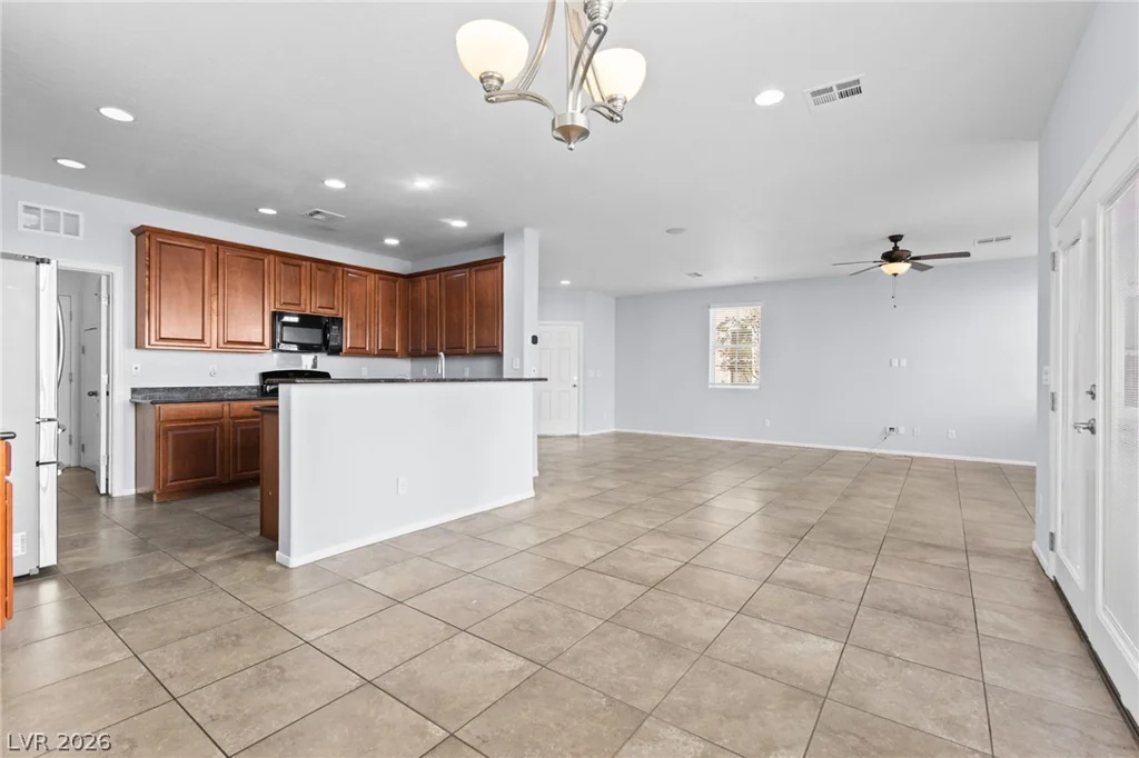 8328 Rygate, Las Vegas, NV 89178
