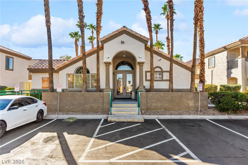 6900 Indian Chief, Las Vegas, NV 89130