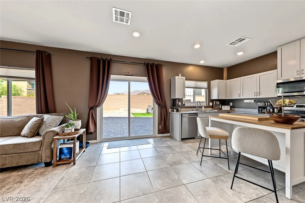 3848 Berenices, North Las Vegas, NV 89084