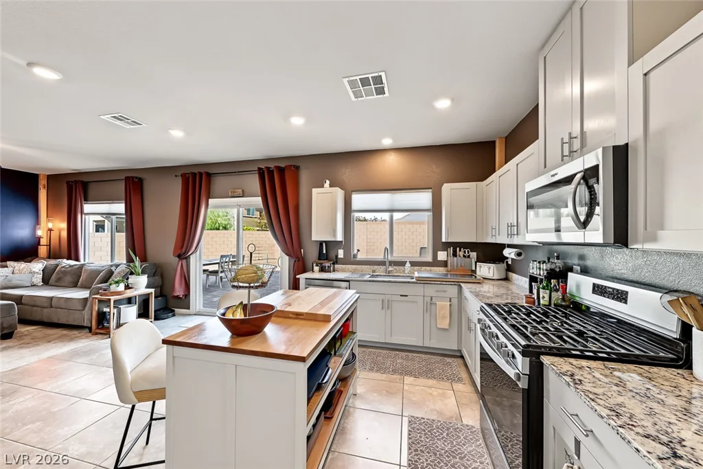 3848 Berenices, North Las Vegas, NV 89084