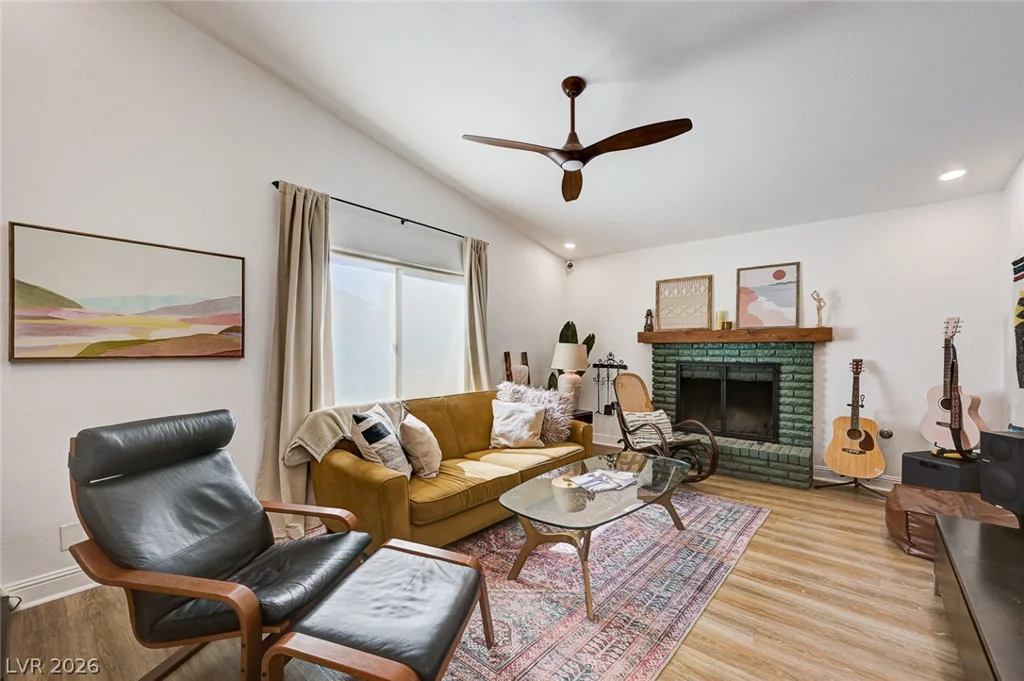 5646 Ibanez, Las Vegas, NV 89103