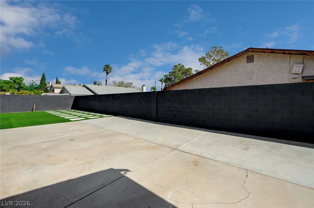 5646 Ibanez, Las Vegas, NV 89103