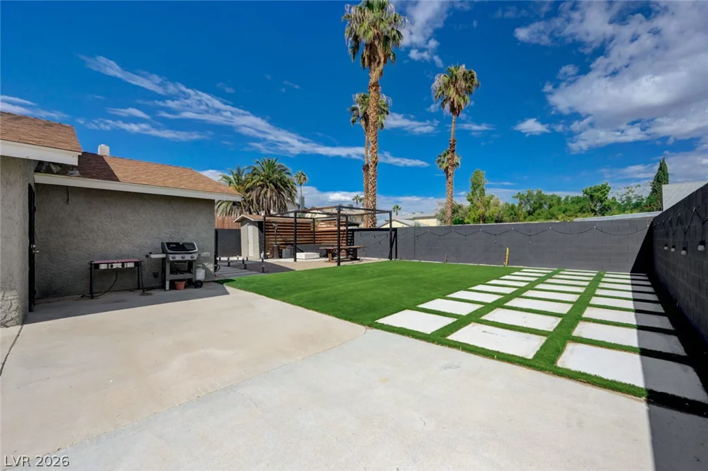 5646 Ibanez, Las Vegas, NV 89103