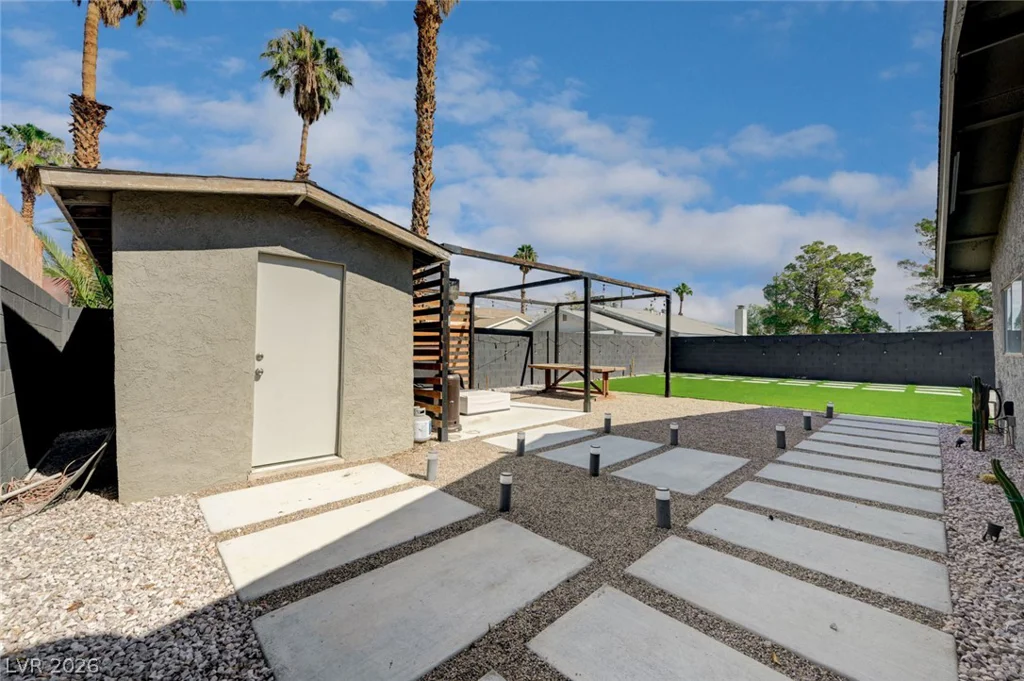 5646 Ibanez, Las Vegas, NV 89103