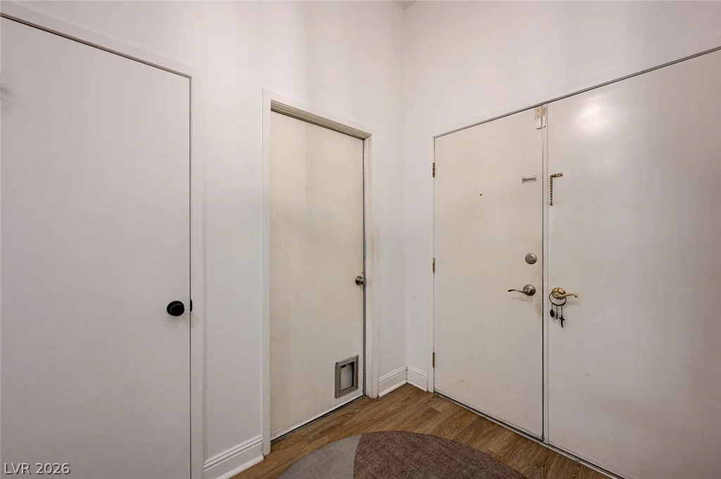5646 Ibanez, Las Vegas, NV 89103