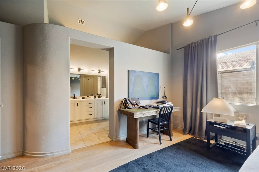 3561 Unique, Las Vegas, NV 89129