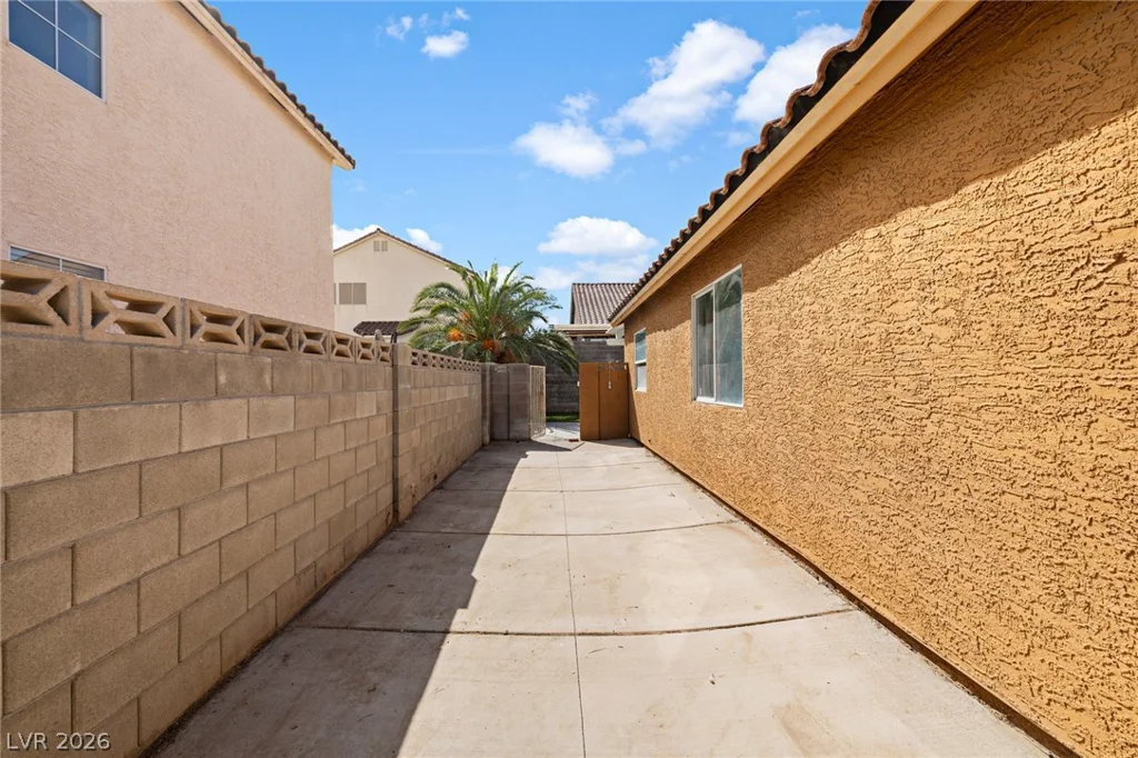 3561 Unique, Las Vegas, NV 89129