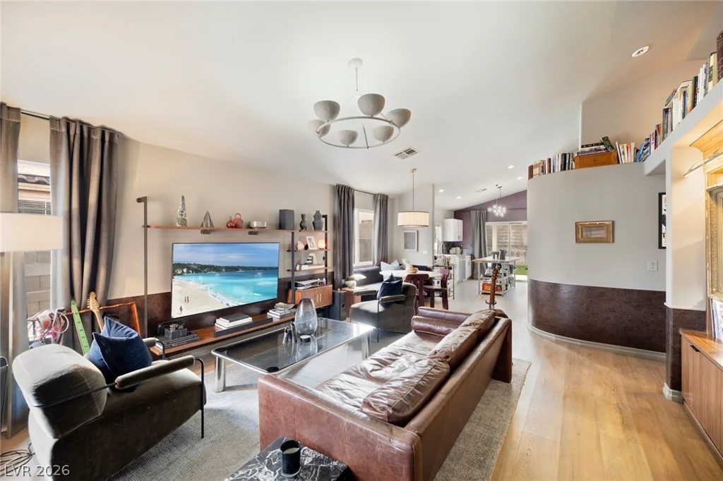 3561 Unique, Las Vegas, NV 89129