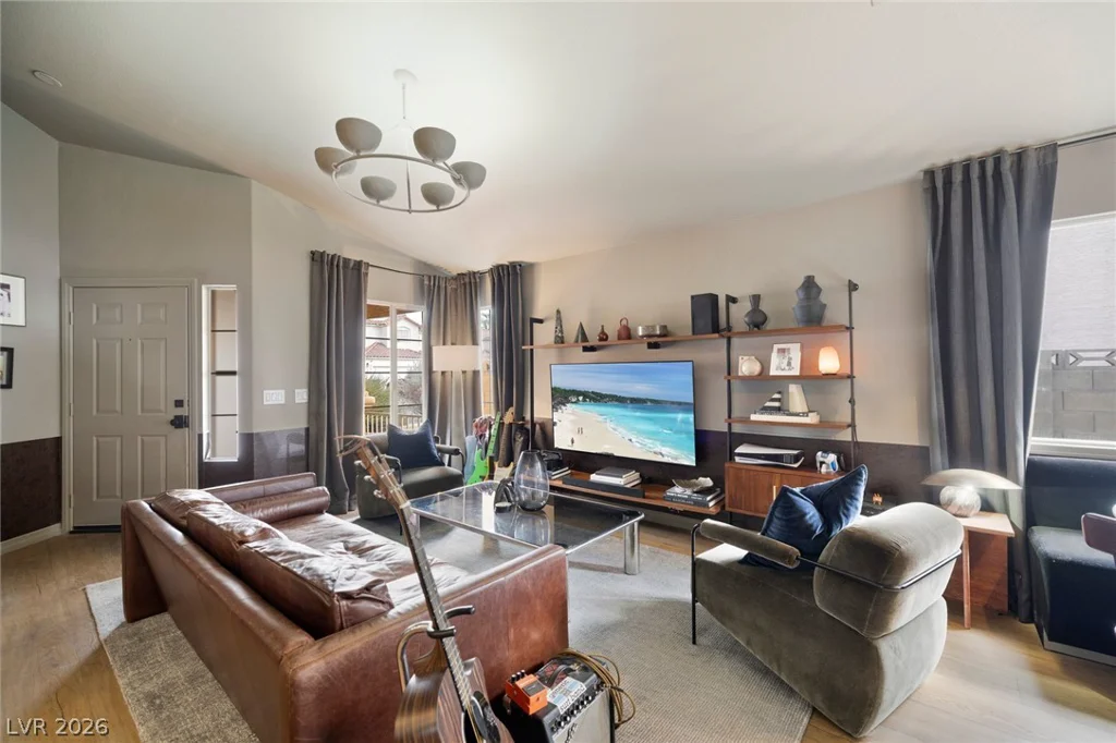 3561 Unique, Las Vegas, NV 89129