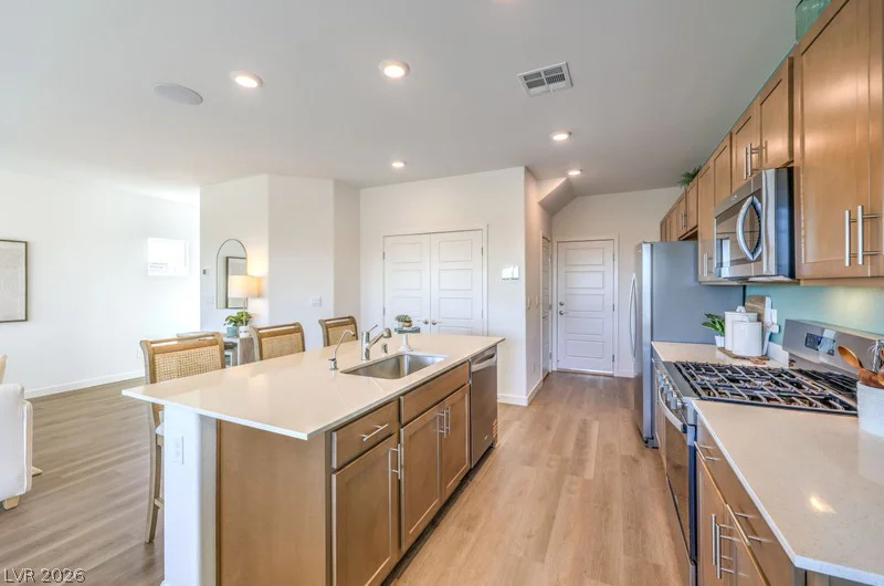 905 Alethea River, North Las Vegas, NV 89084