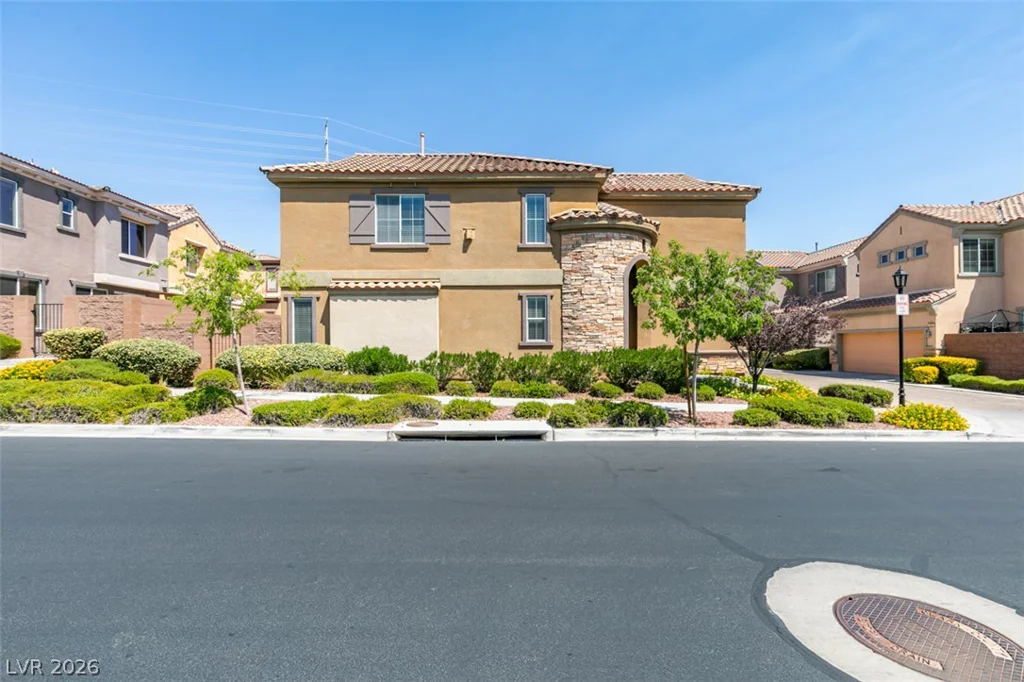 2312 Malaga Peak, Las Vegas, NV 89135