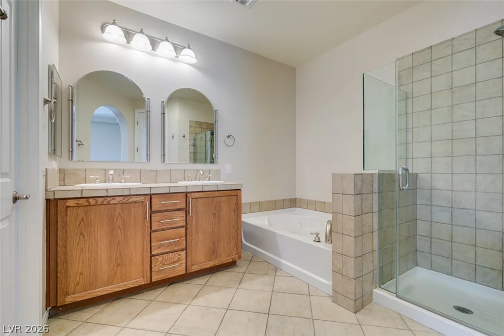 2312 Malaga Peak, Las Vegas, NV 89135