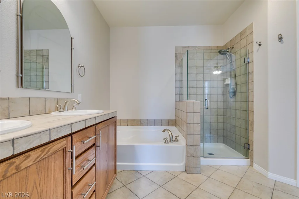 2312 Malaga Peak, Las Vegas, NV 89135