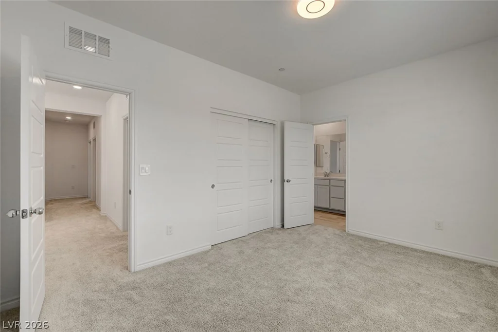 8866 Mountain Lion, Las Vegas, NV 89166