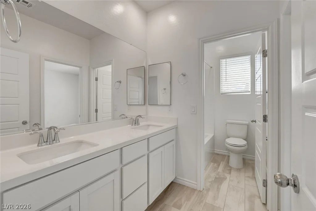8866 Mountain Lion, Las Vegas, NV 89166