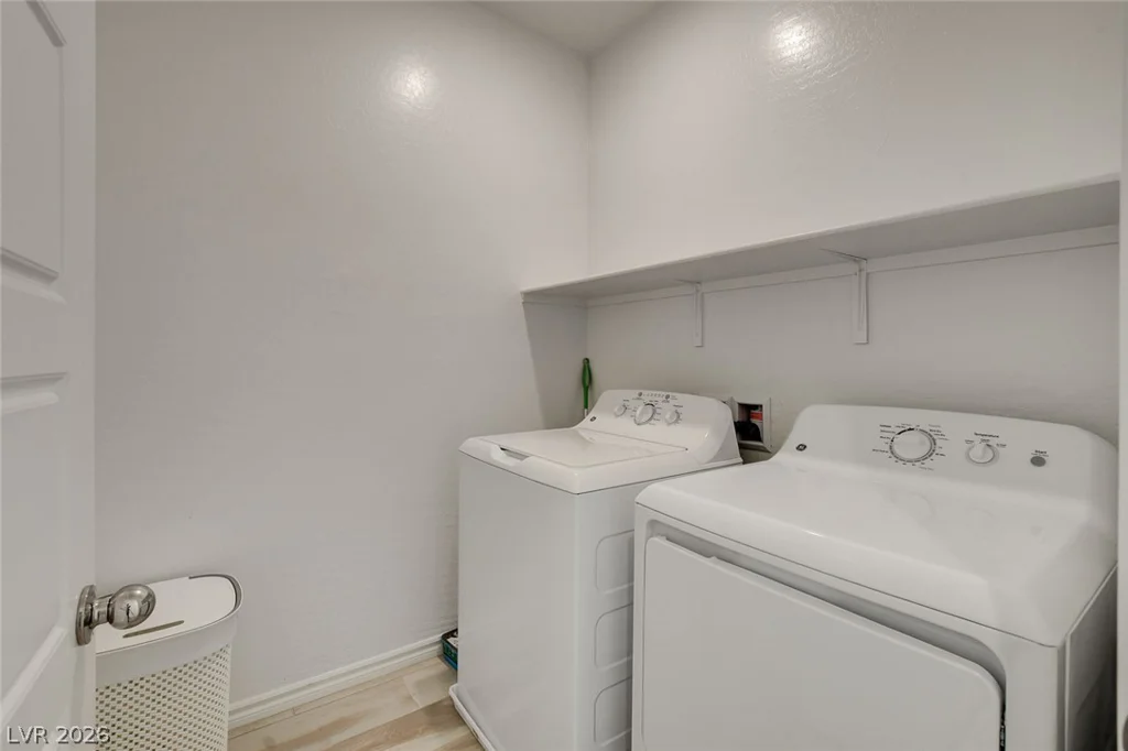 8866 Mountain Lion, Las Vegas, NV 89166