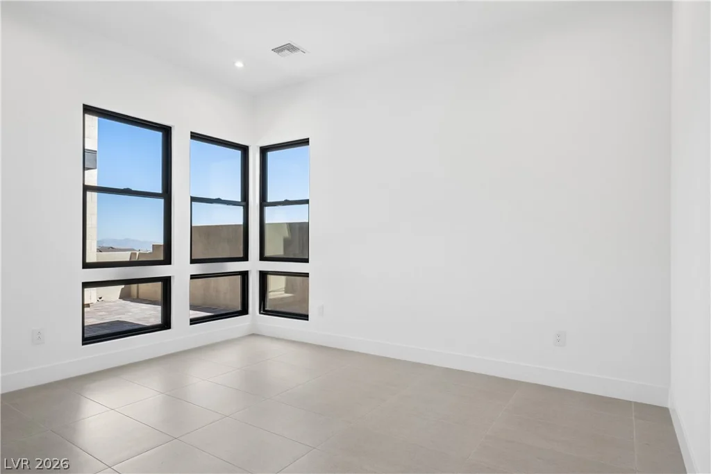 12469 Overland Cove, Las Vegas, NV 89138