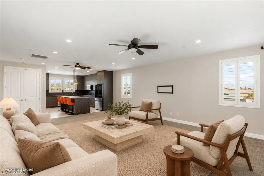 8615 Jerlyn, Las Vegas, NV 89113