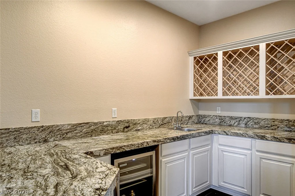 10671 Capesthorne, Las Vegas, NV 89135