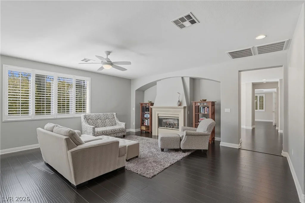 10671 Capesthorne, Las Vegas, NV 89135