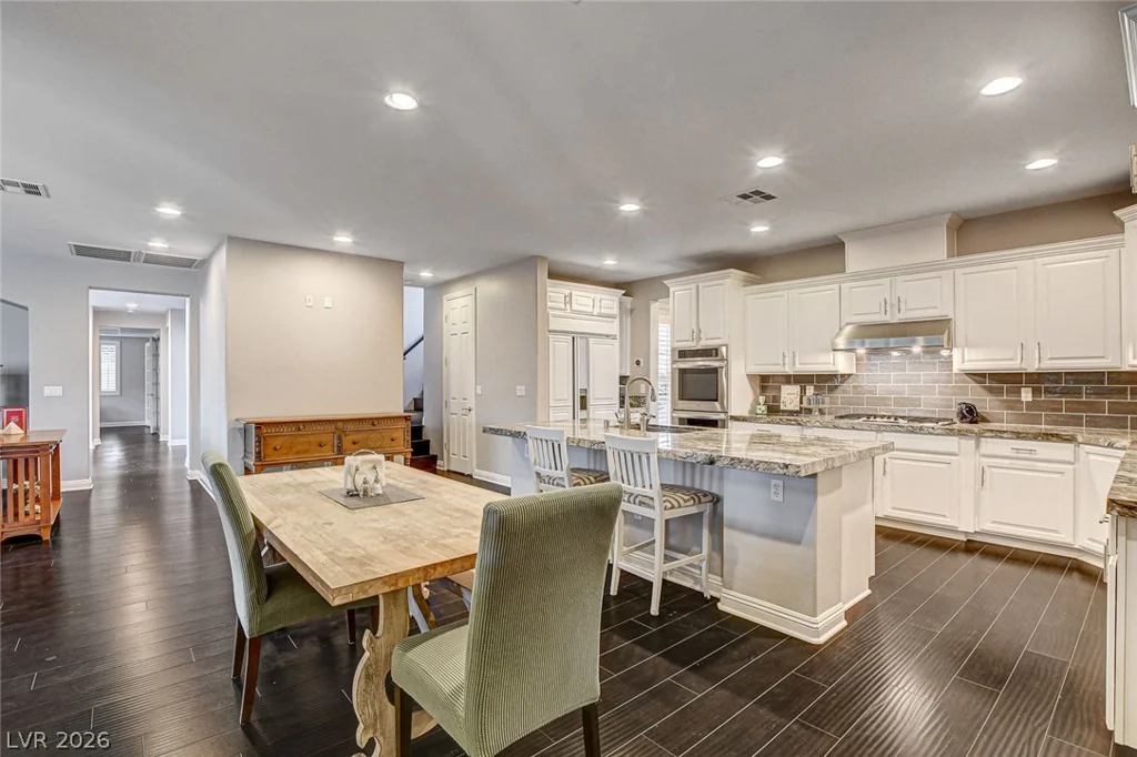 10671 Capesthorne, Las Vegas, NV 89135