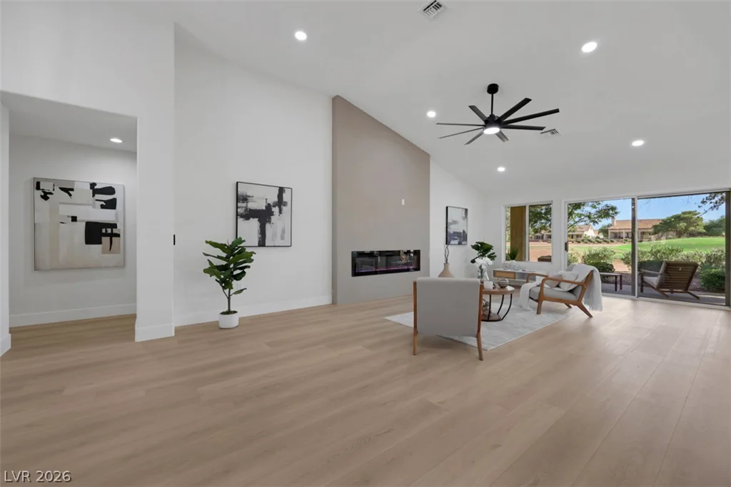 8805 Litchfield, Las Vegas, NV 89134