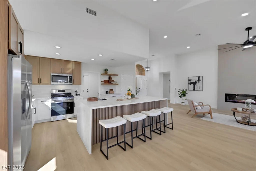 8805 Litchfield, Las Vegas, NV 89134