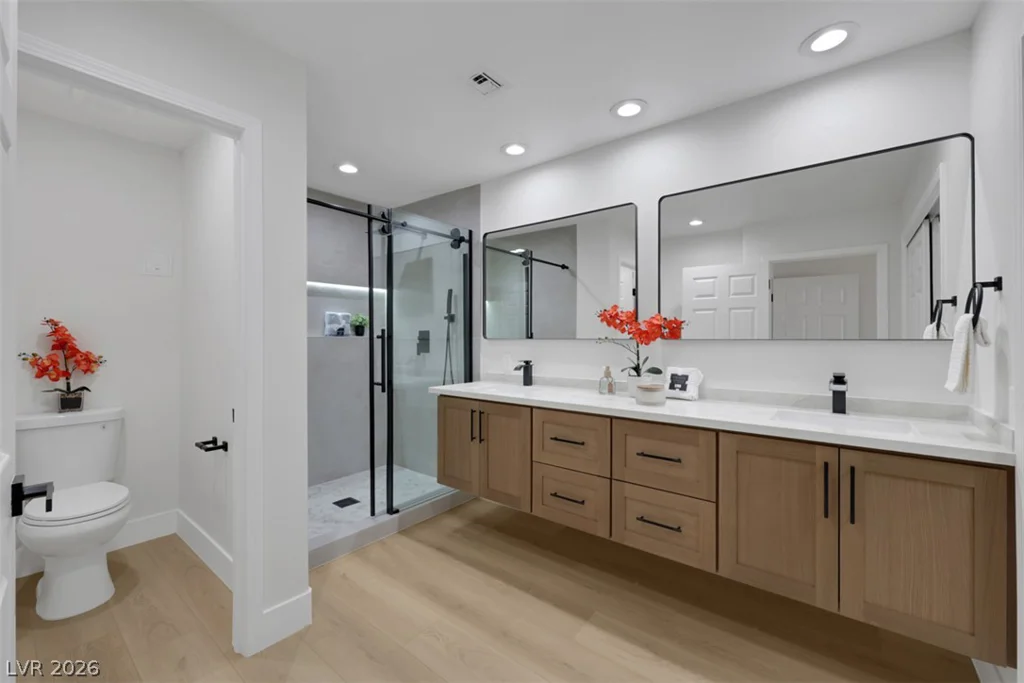 8805 Litchfield, Las Vegas, NV 89134