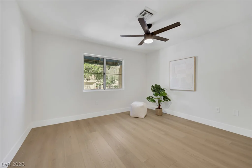8805 Litchfield, Las Vegas, NV 89134