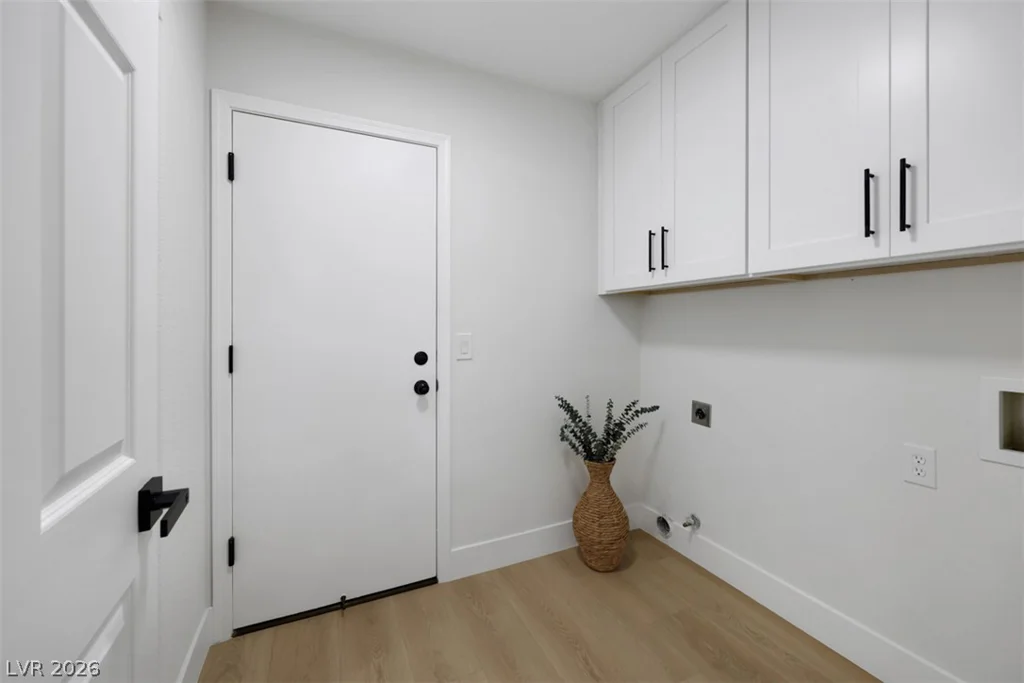 8805 Litchfield, Las Vegas, NV 89134
