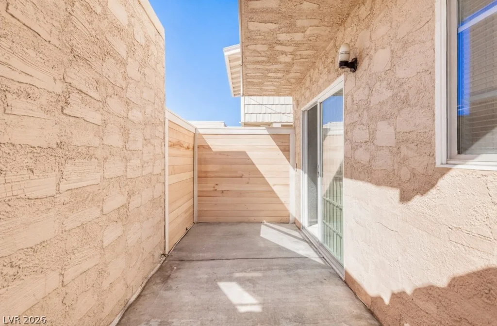 5128 Garden, Las Vegas, NV 89119