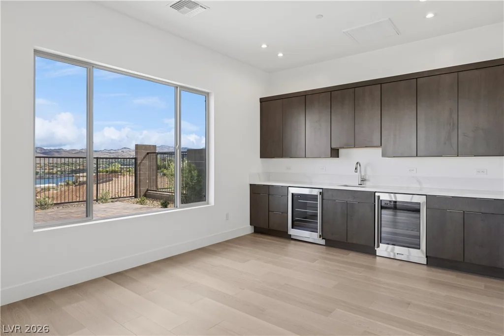 172 Inland Shores, Henderson, NV 89011