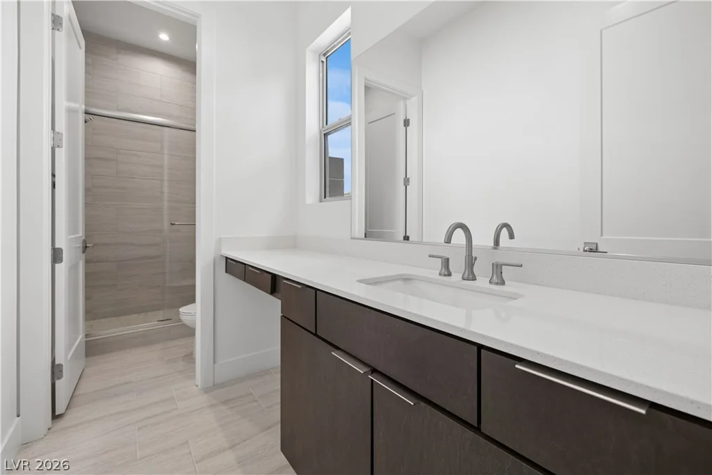172 Inland Shores, Henderson, NV 89011