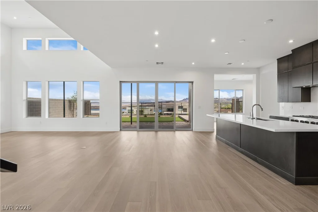 172 Inland Shores, Henderson, NV 89011